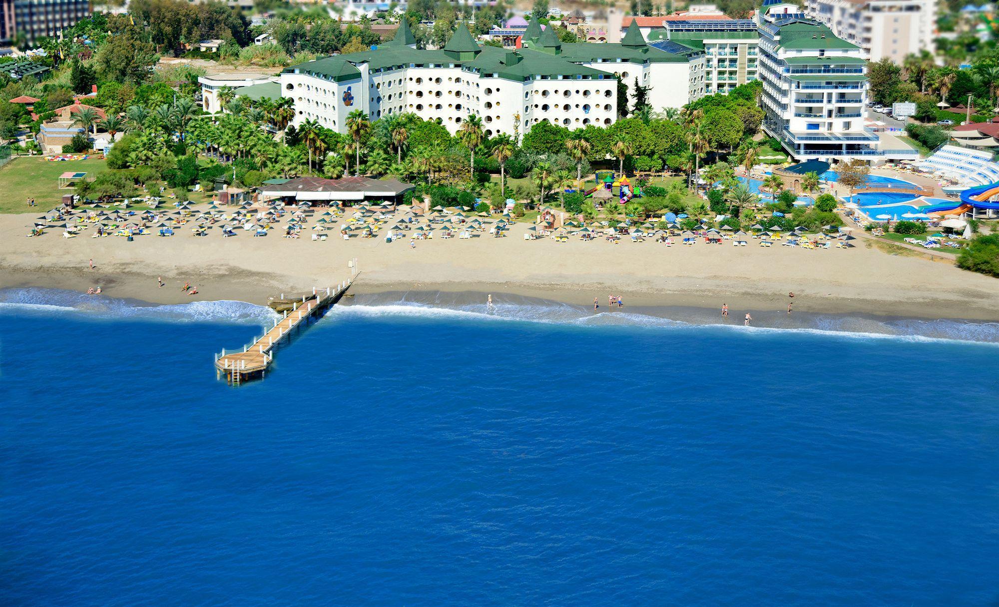MC Beach Resort Hotel 48/53