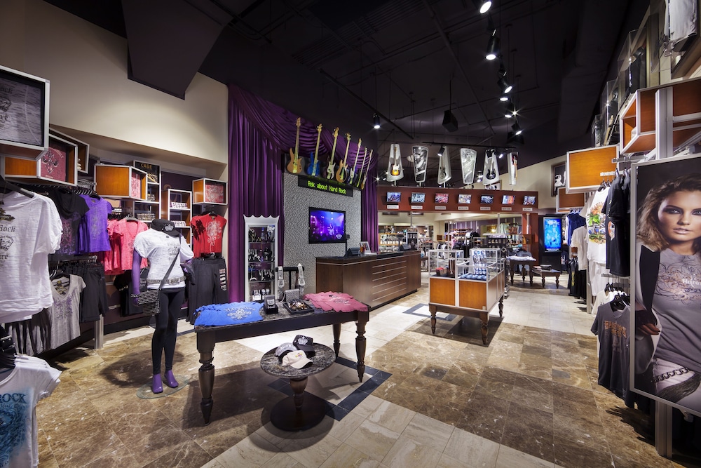 Universal's Hard Rock Hotel 45/69
