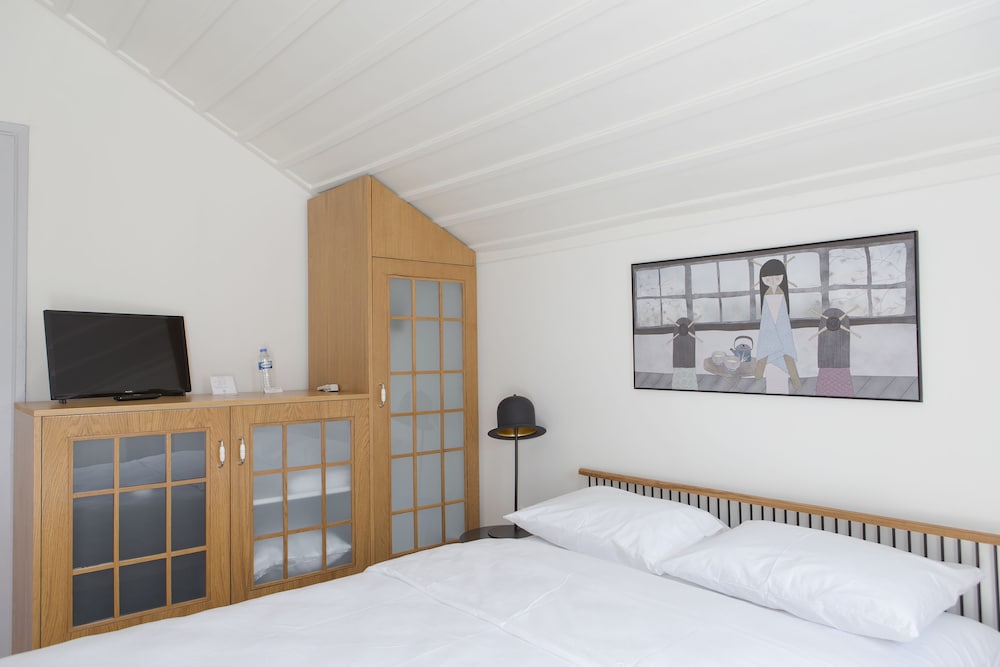 Serguzest Otel 30/72