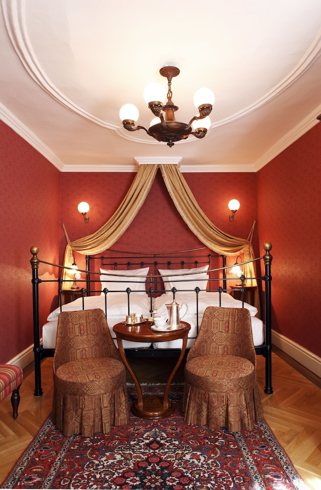 Goldener Anker Hotel 6/62