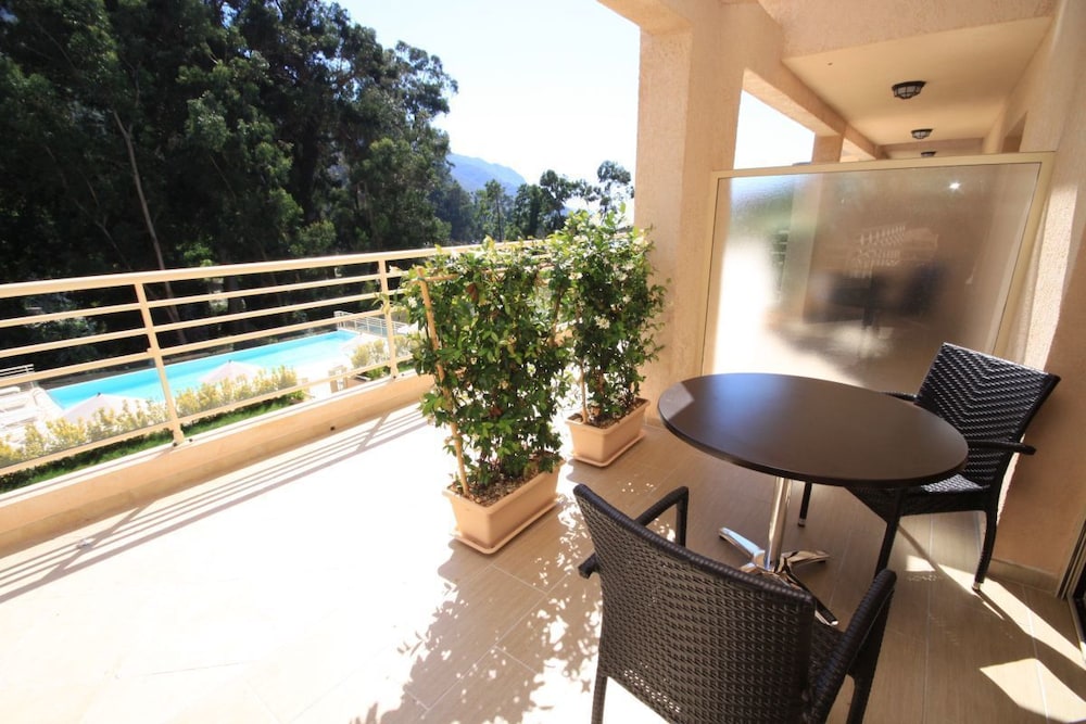 Hotel Costa Rossa 32/47