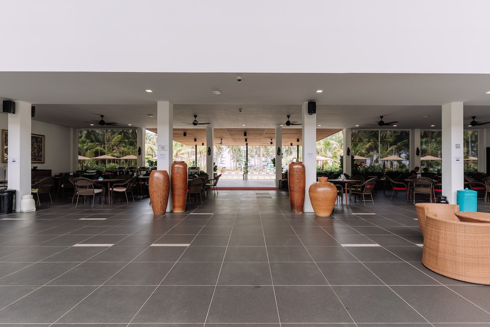 Roxy Sematan Villa And Townhouse 12/60