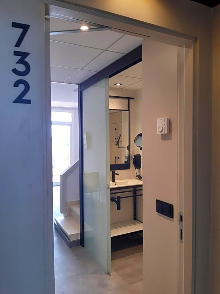 Ponient Aparthotel Marinada 32/48