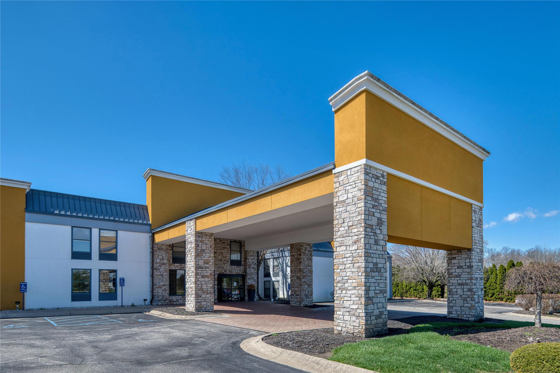 Best Western Batesville 71/73
