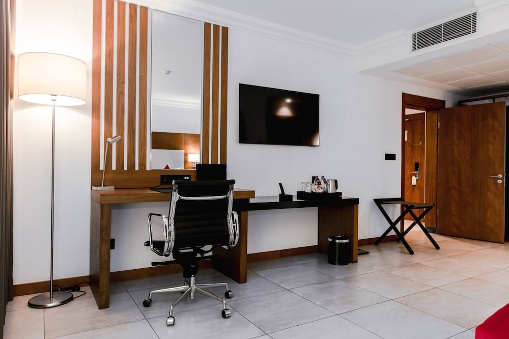 Star Land Hotel 51/60