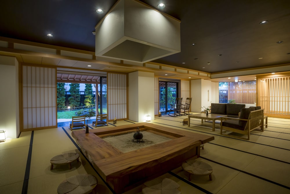 Sui Suwako 20/43