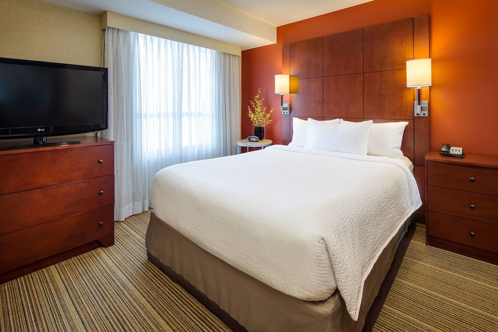 Residence Inn Calgary Airport 9/47