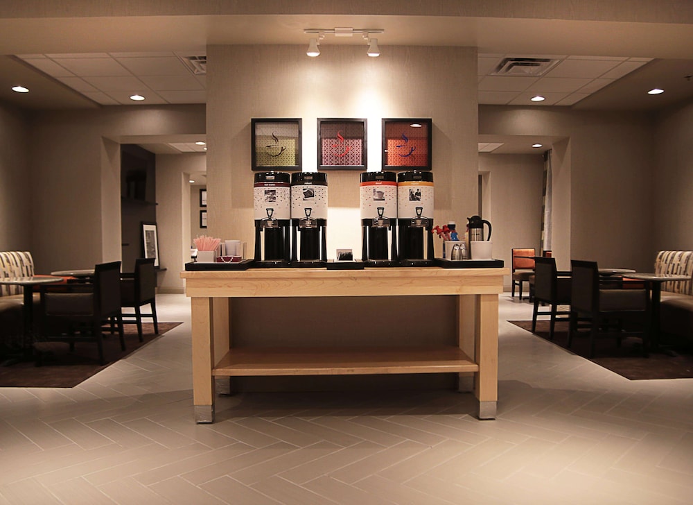 Hampton Inn Lexington Medical Center 5/34