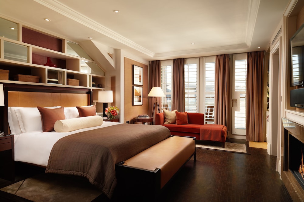 Corinthia Hotel London 15/81