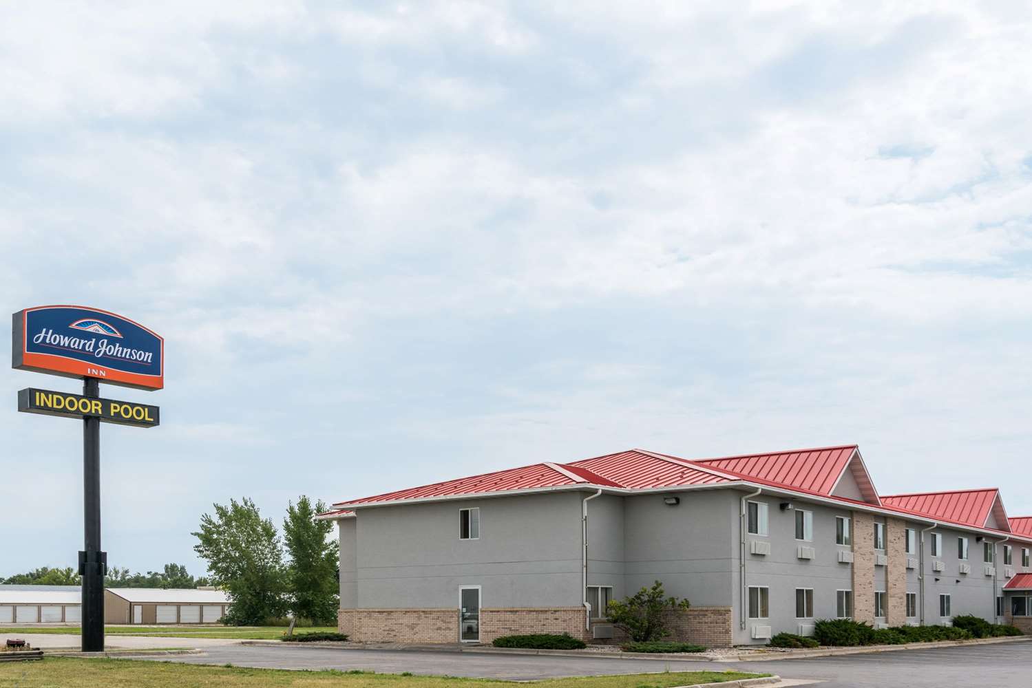 Howard Johnson By Wyndham West Fargo 4/21