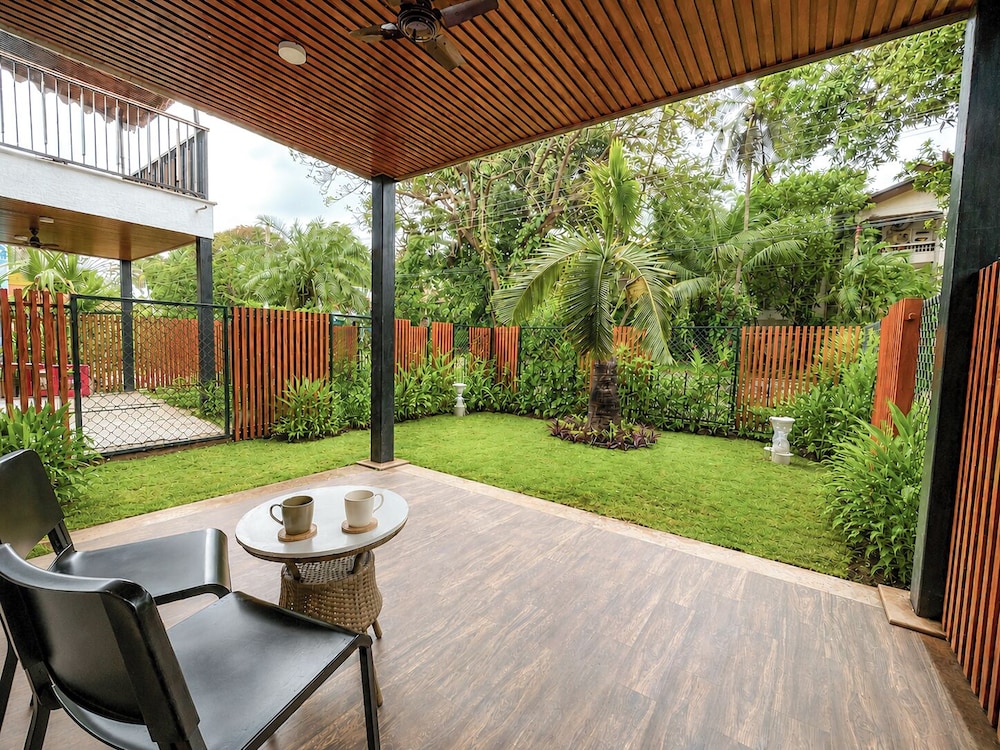 Acron Seaway Resort 57/62