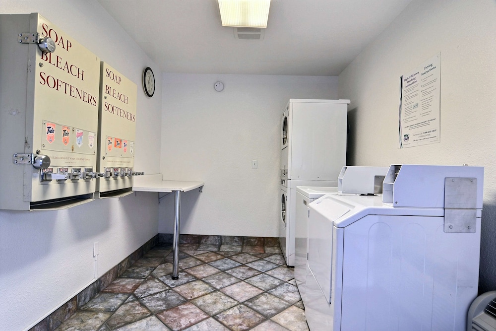 Motel6 Tumwater, WA - Olympia 12/39