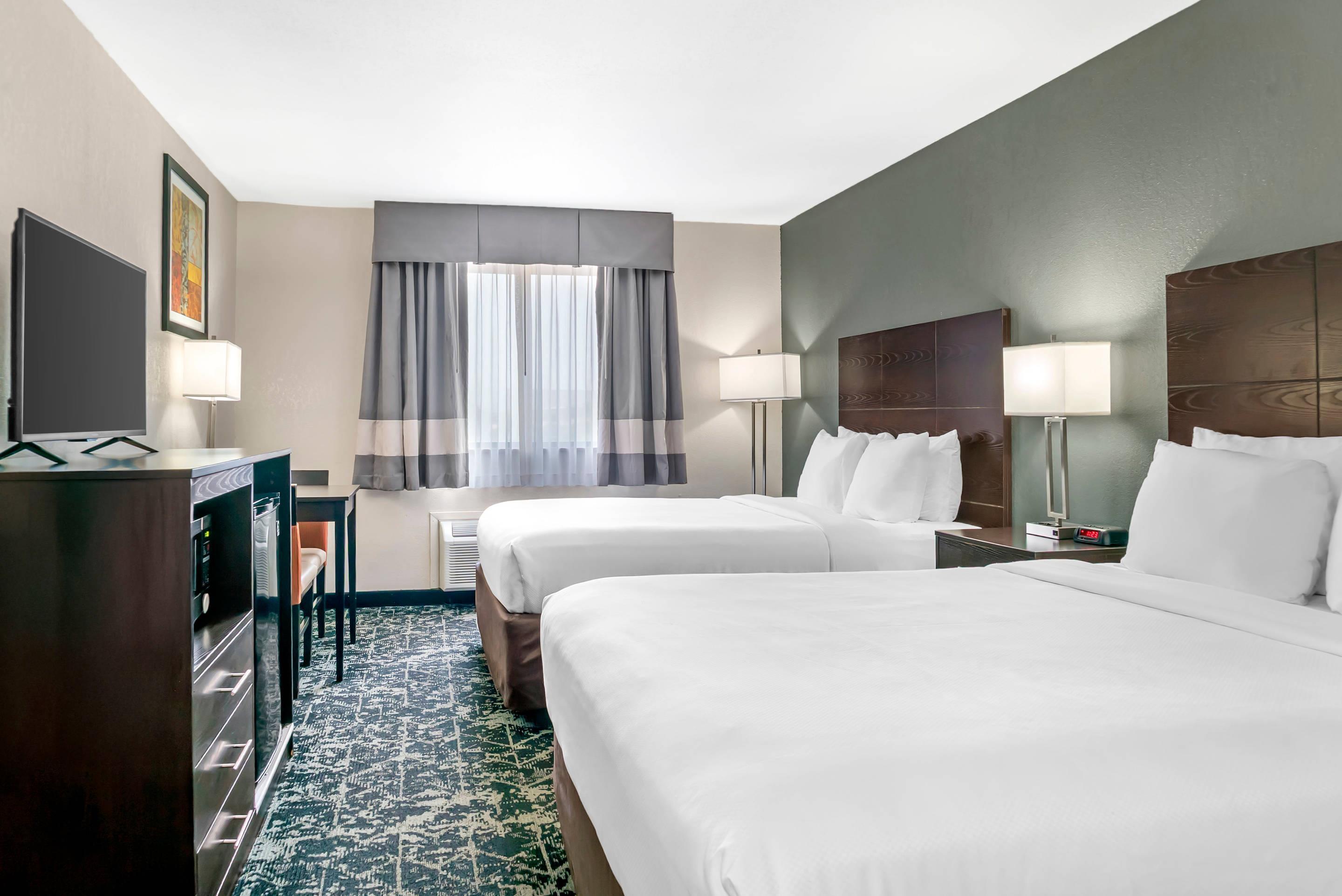 غرفة رباعية بسريرين كوين، Quality Inn Grand Rapids South Byron Center 2/10