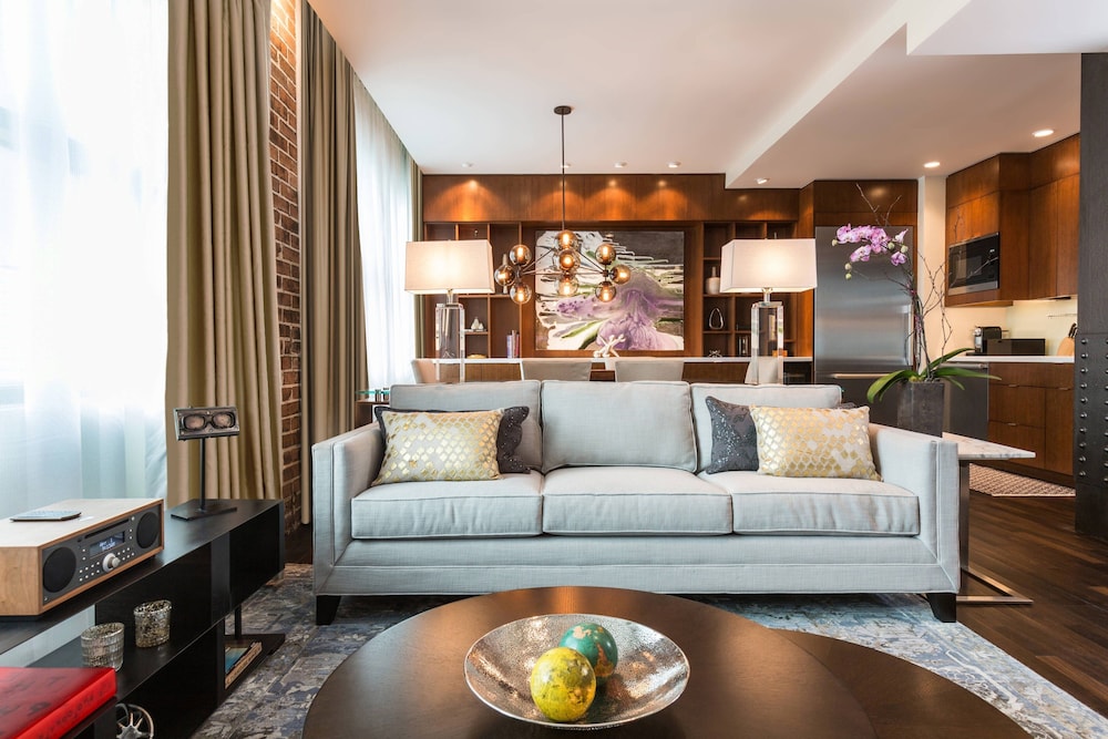 JW Marriott Houston Downtown 47/78