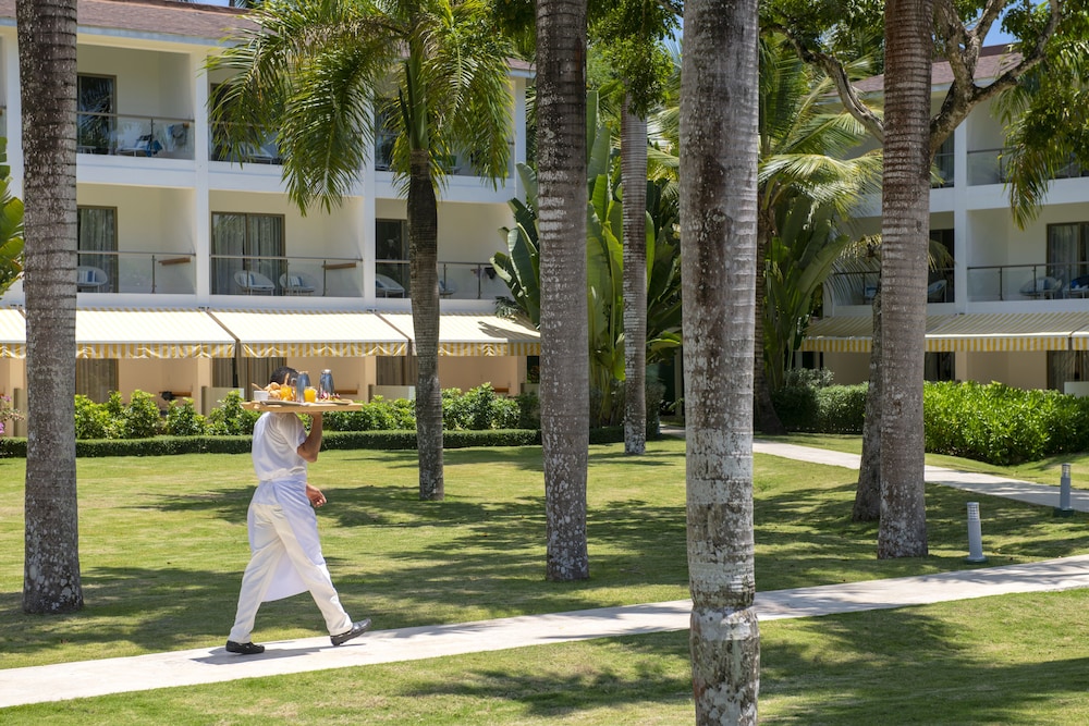 Viva V Samana by Wyndham A Trademark Adults Only All Inclusive 12/67