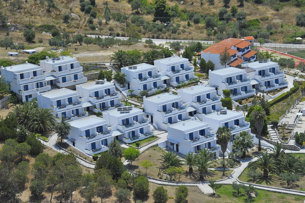 Agionissi Resort 2/50