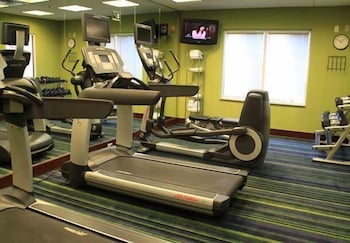 Fairfield Inn Suites Denton 15/21