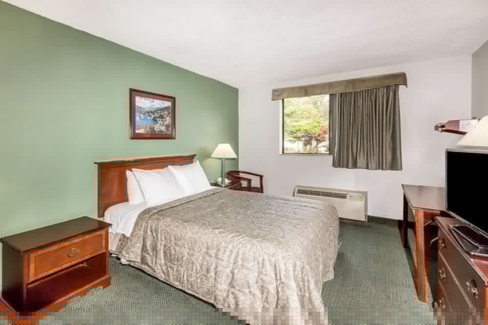 Super 8 by Wyndham Nyack NY 16/37