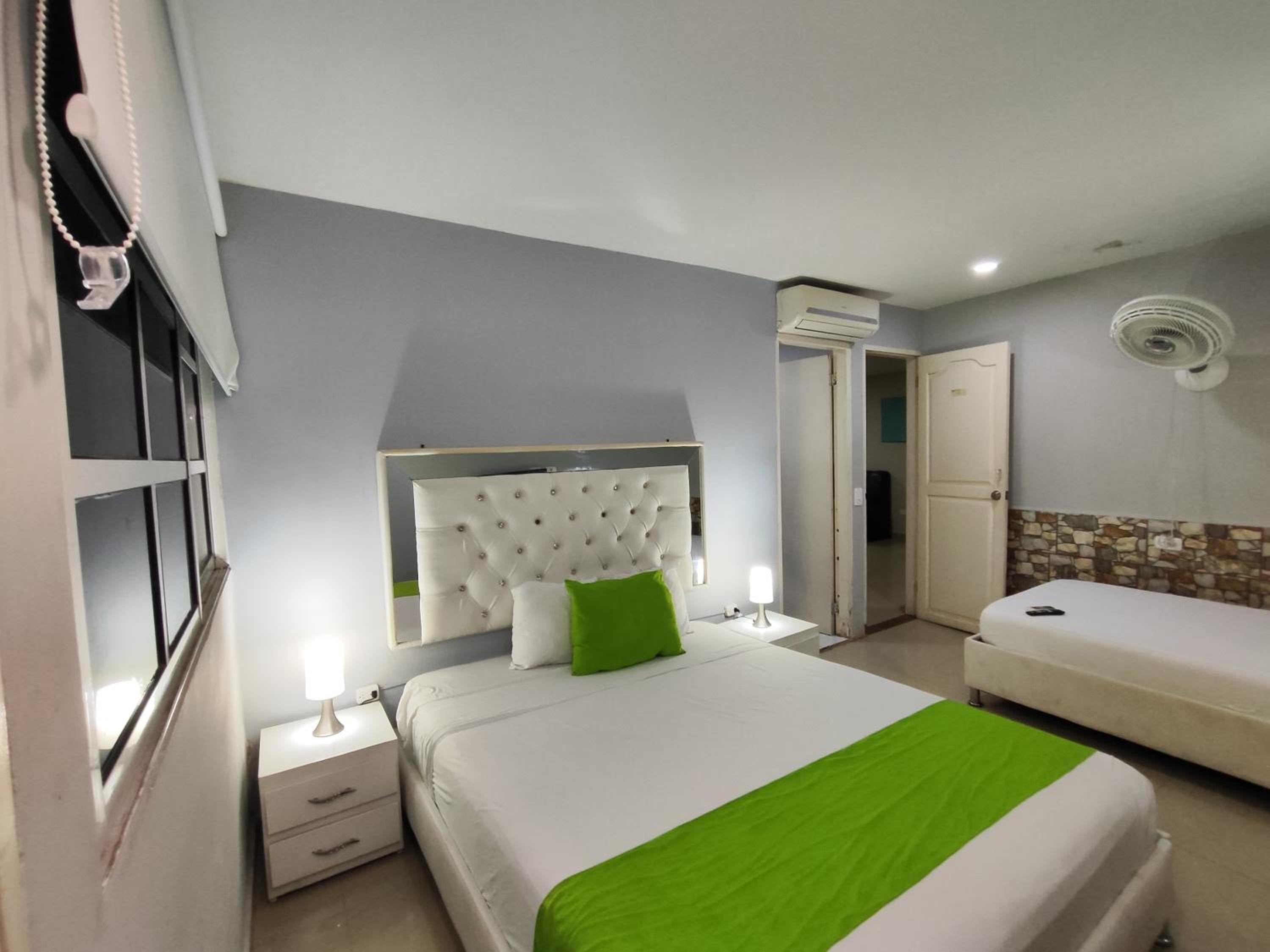 Hotel Bellamar Beach 5/37