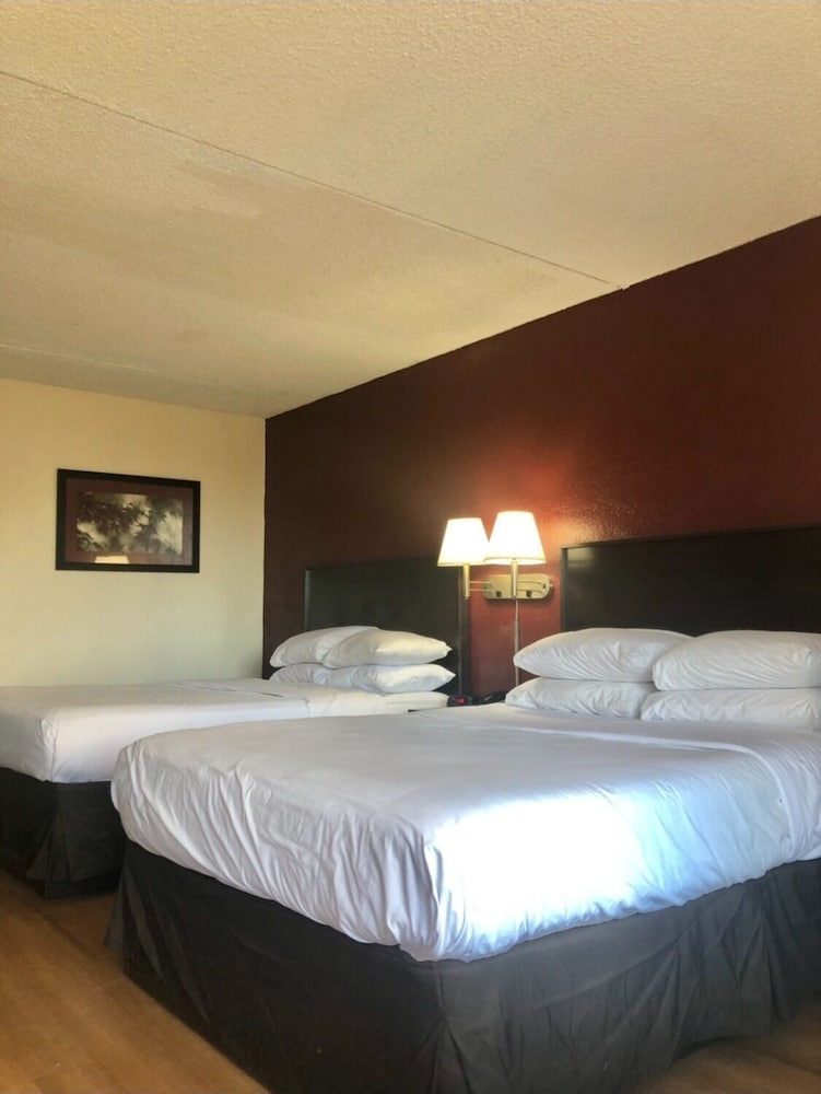 Knights Inn Ashland 9/22