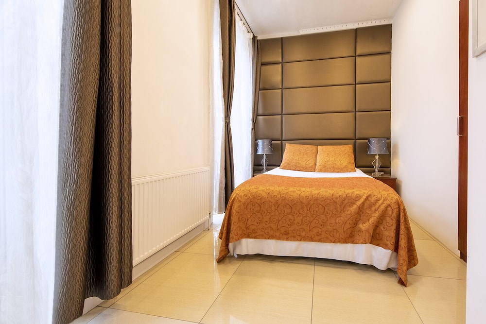 City Inn Russell Square 9/60