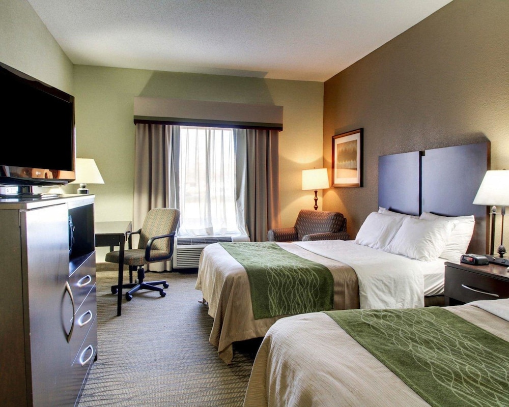 Standard, 2 Queen Beds