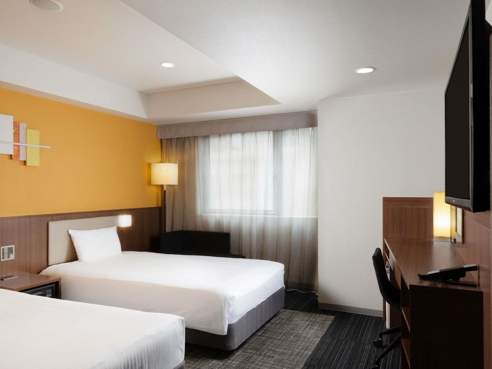 SUPERIOR, TWIN BEDS