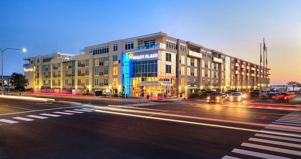 Hyatt Place Dewey Beach 74/80