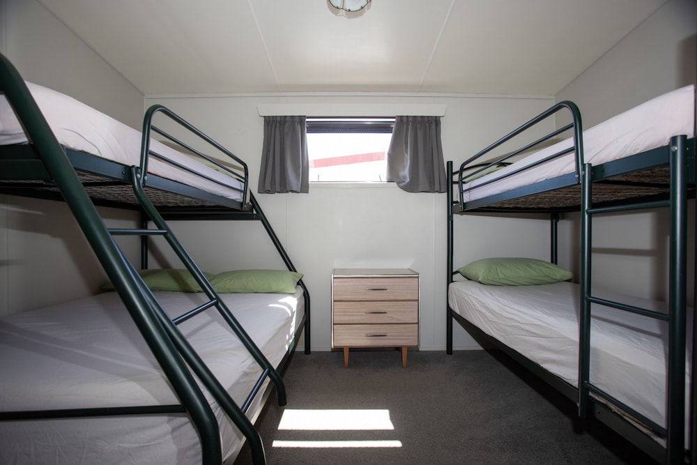 Cosy Corner Holiday Park 17/50
