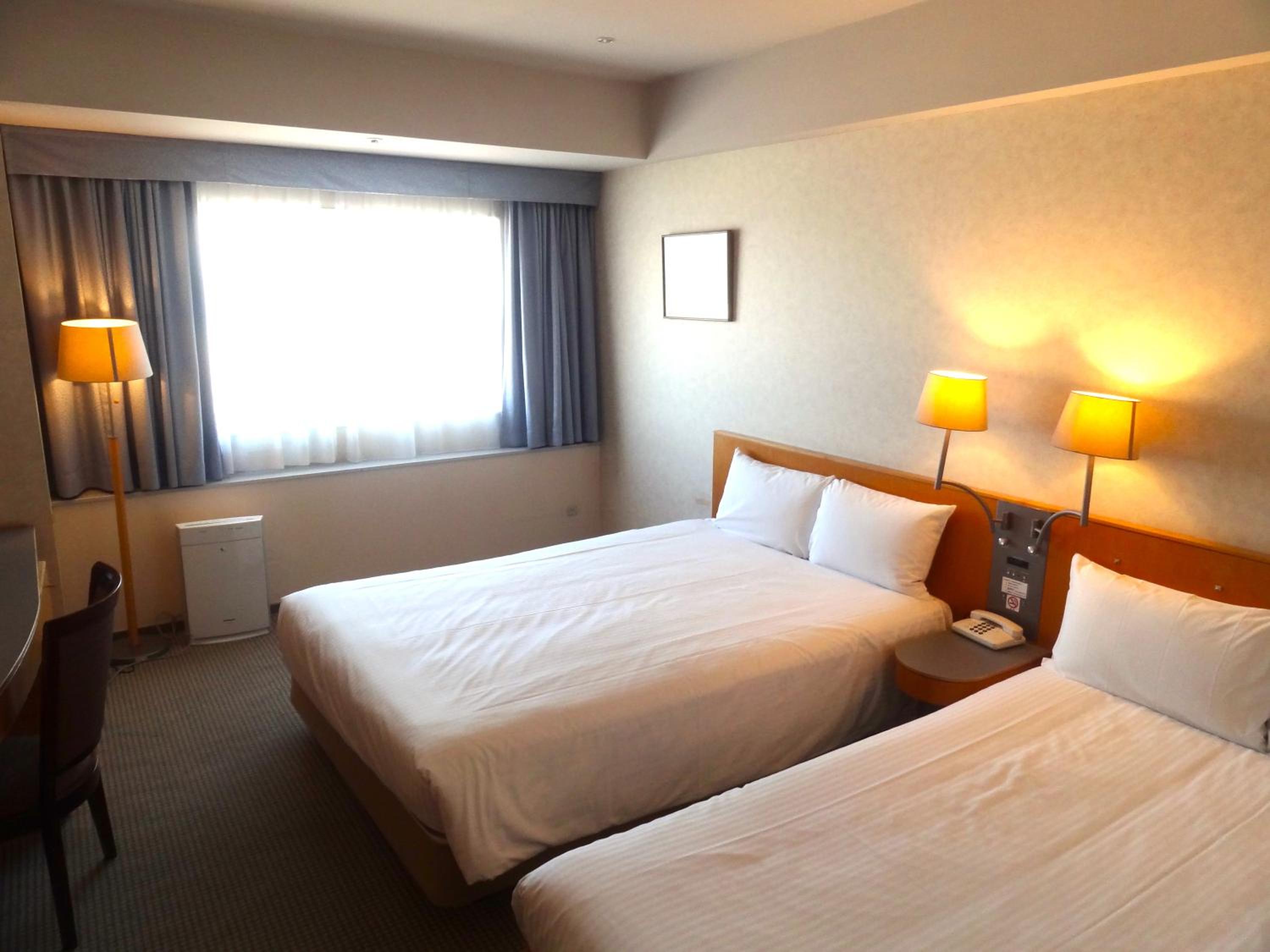 Semi Room, 2 Semi Double Beds, Large