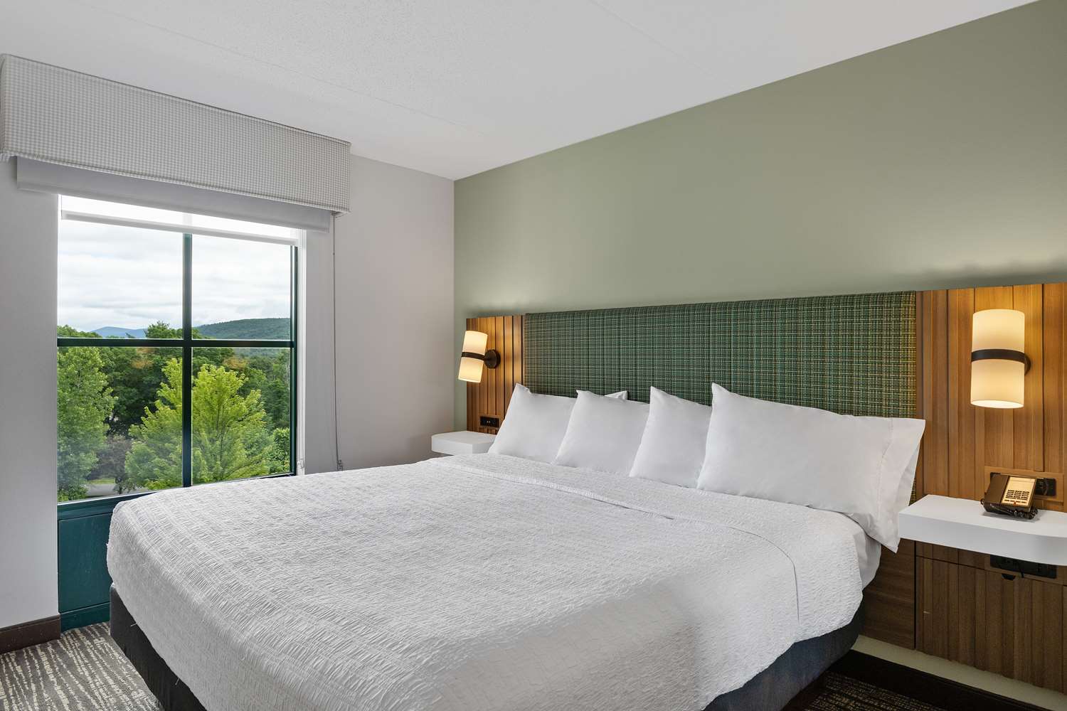 Studio, King Bed, Sofa