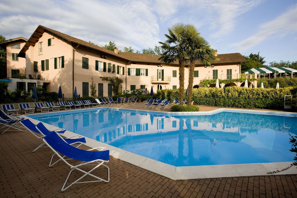 Hostellerie Du Golf 3/51