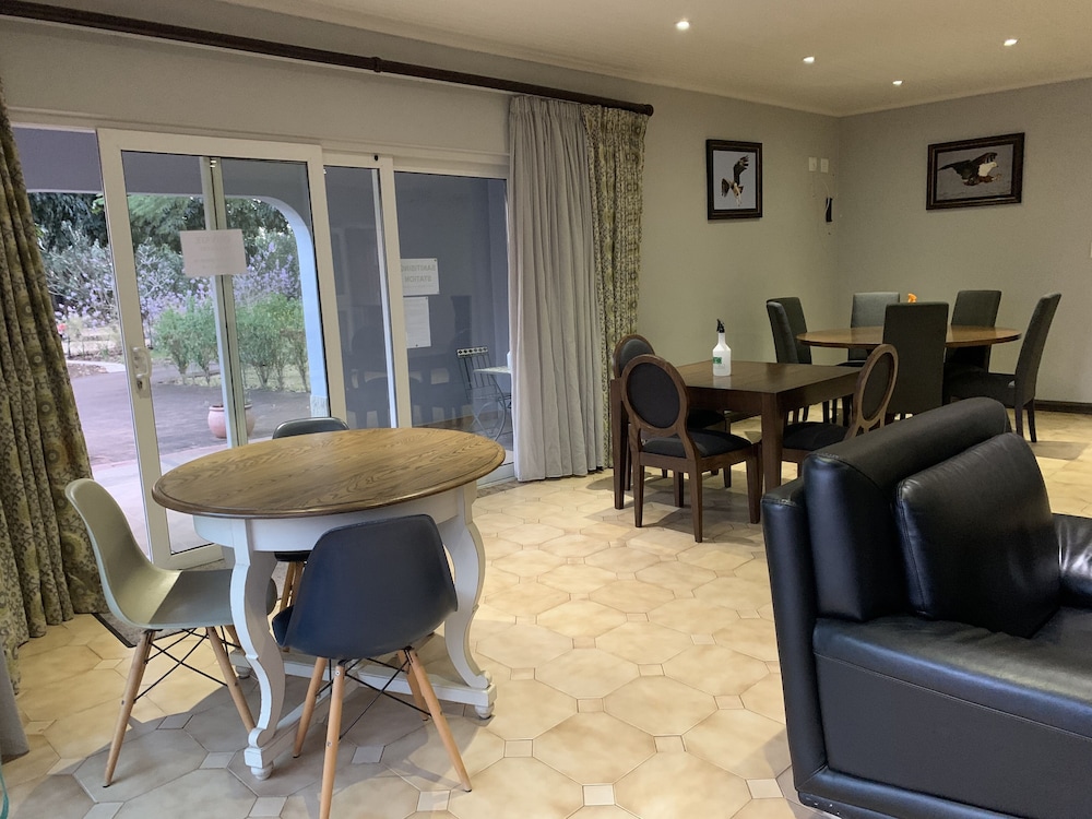 Ilanda Guest House 28/50