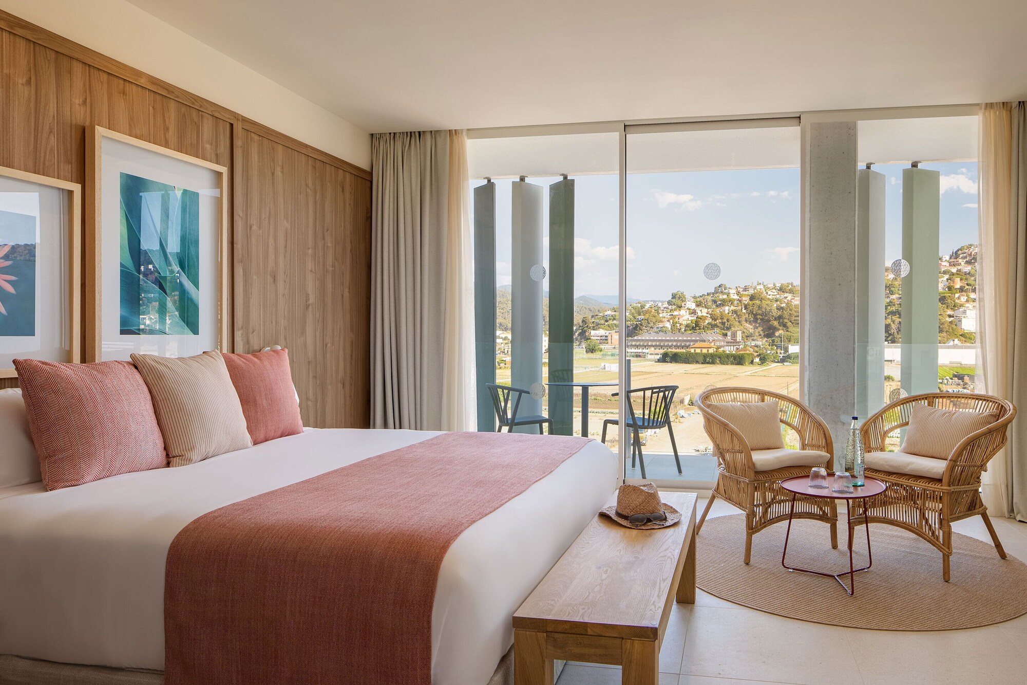 Pool Penthouse Suite, Quadruple, Queen Bed, Sofa
