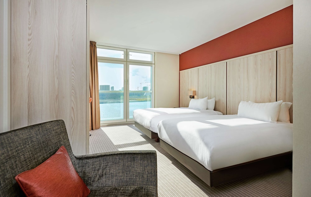 Doubletree By Hilton London Excel 29/78