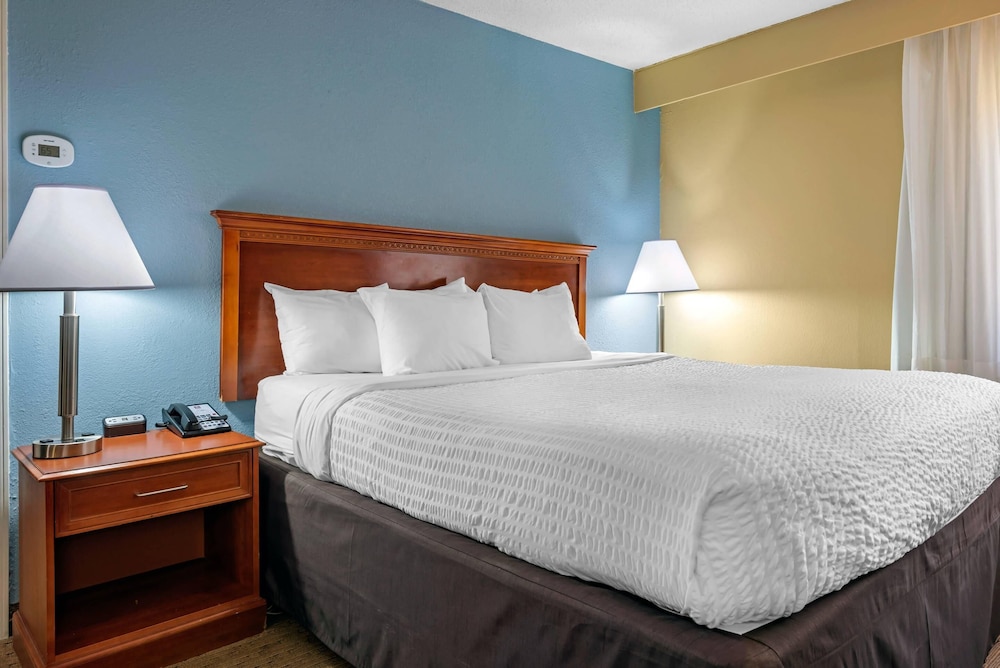北会议中心凯瑞华晟酒店(Clarion Hotel Conference Center Lexington North, KY) 图片2