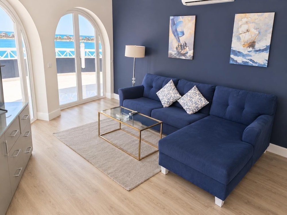 M Hotels at Porto Marina 31/50