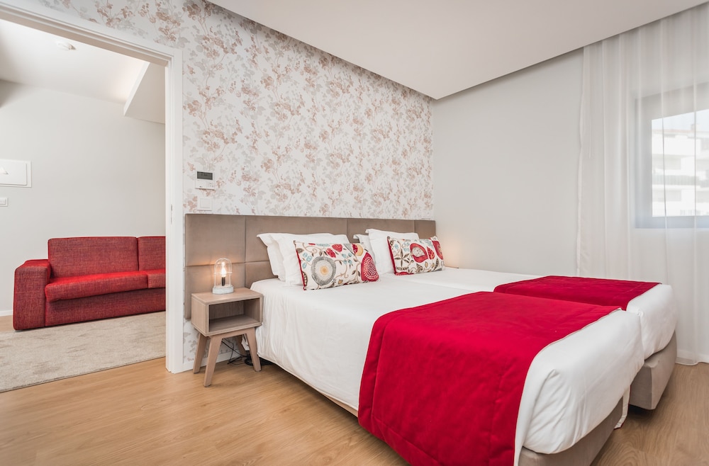 Essence Inn Marianos 14/67