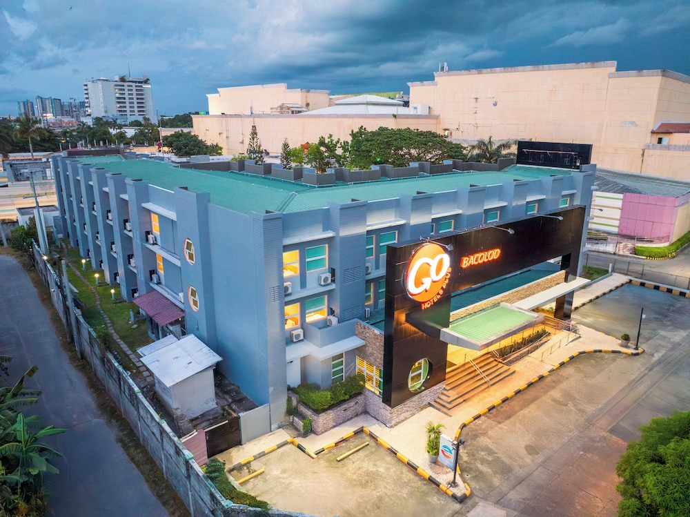 Go Hotels Bacolod 4/58