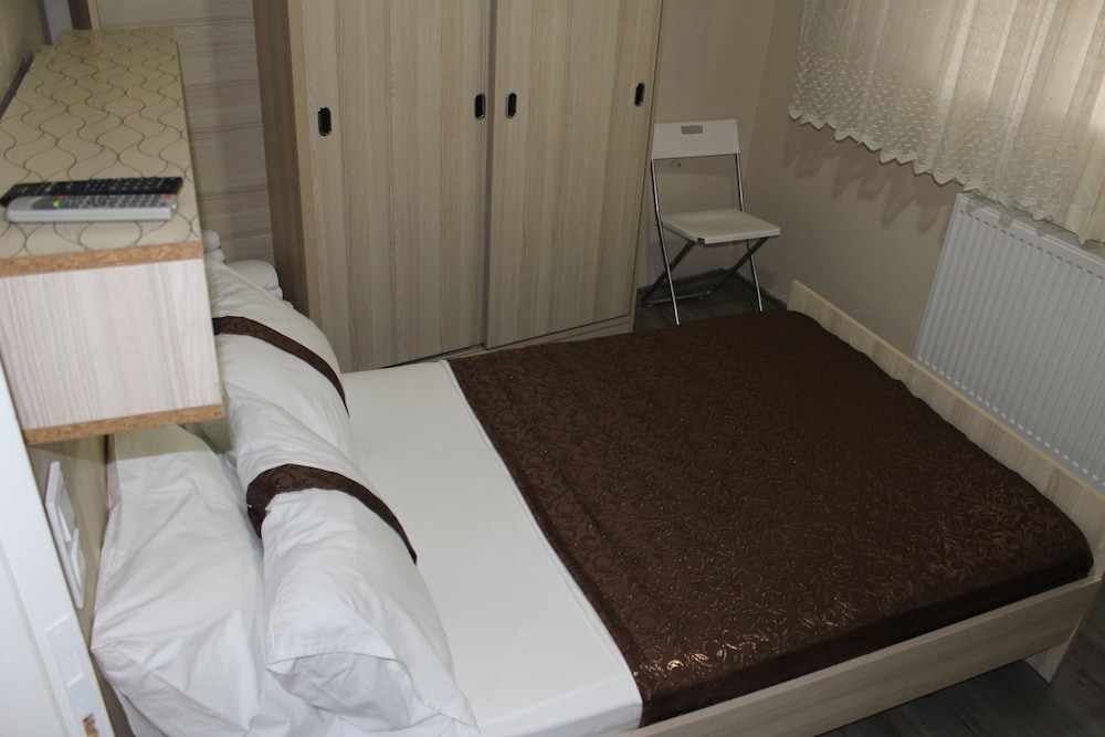 Carvan Hotel 34/55