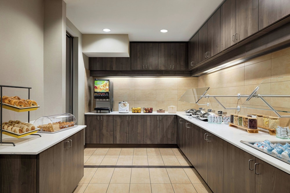 Residence Inn Chicago Wilmette 10/54