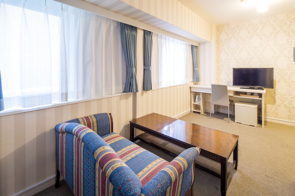 New Osaka Hotel 47/63