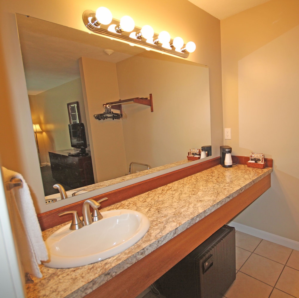 Park View Inn - Salem 35/36