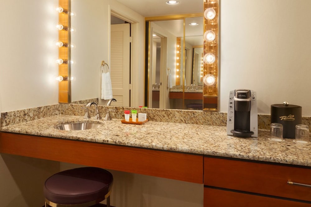 Rio Hotel & Casino, a Destination by Hyatt Hotel 60/73