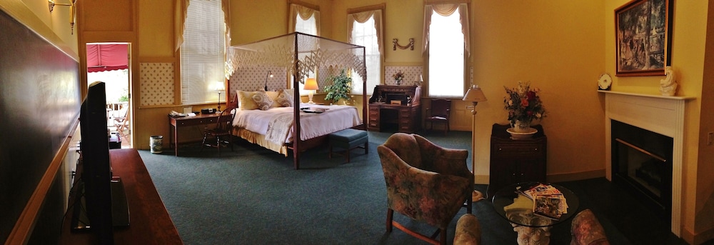 Chambery Inn 48/72