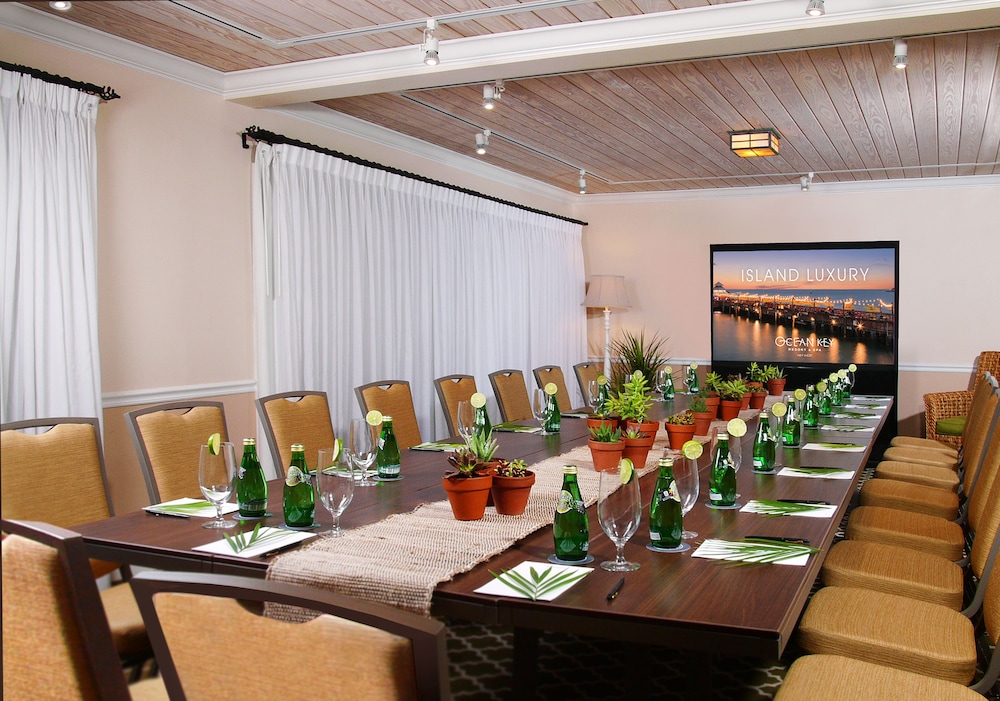 Ocean Key Resort and Spa 64/76