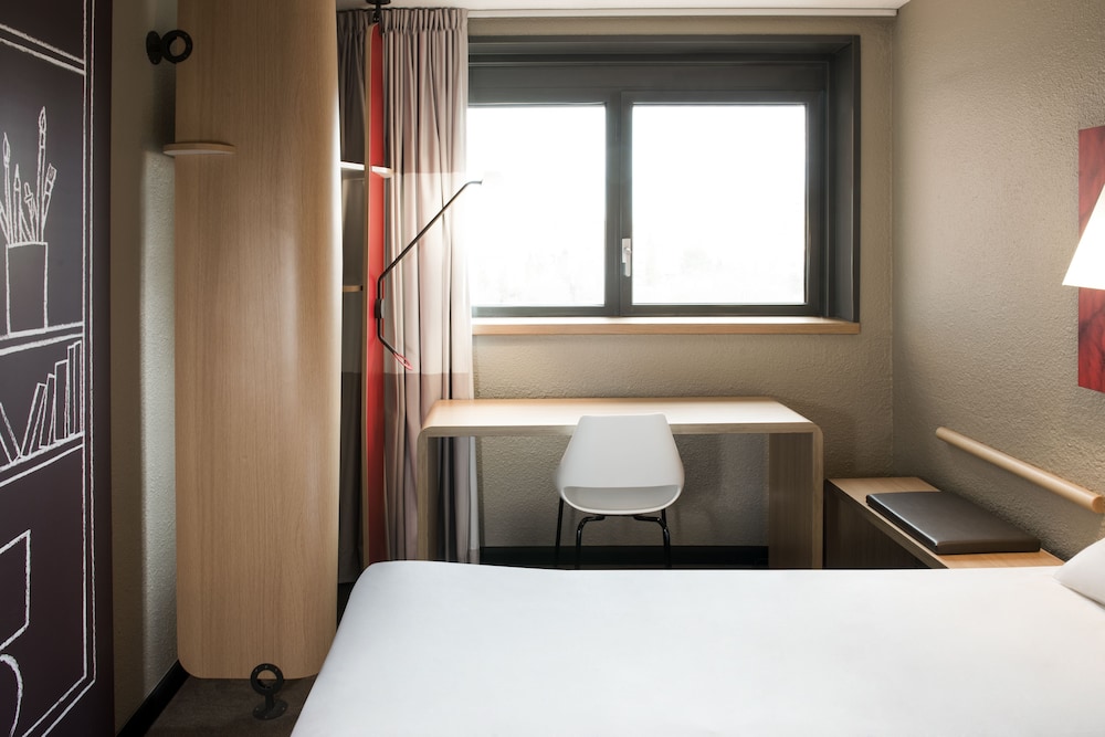 Ibis Valence Sud 20/73