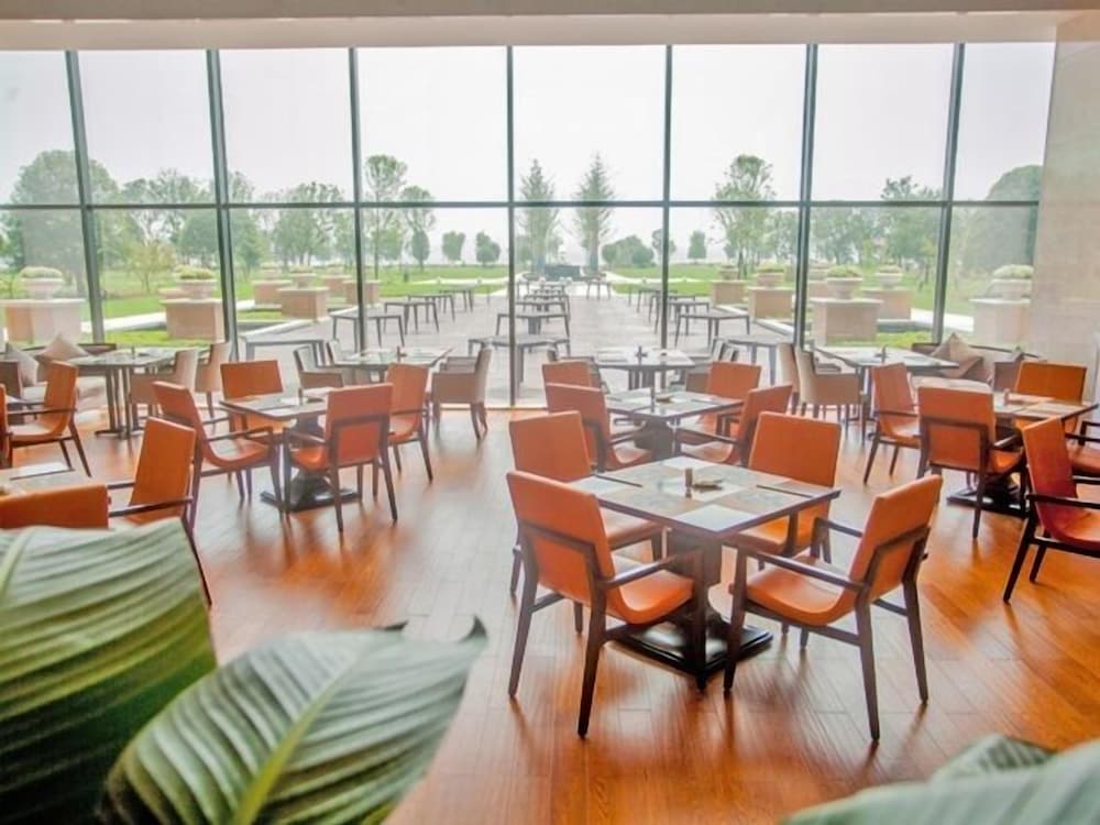 Changde Liuyuan Jinjiang Hotel 16/22