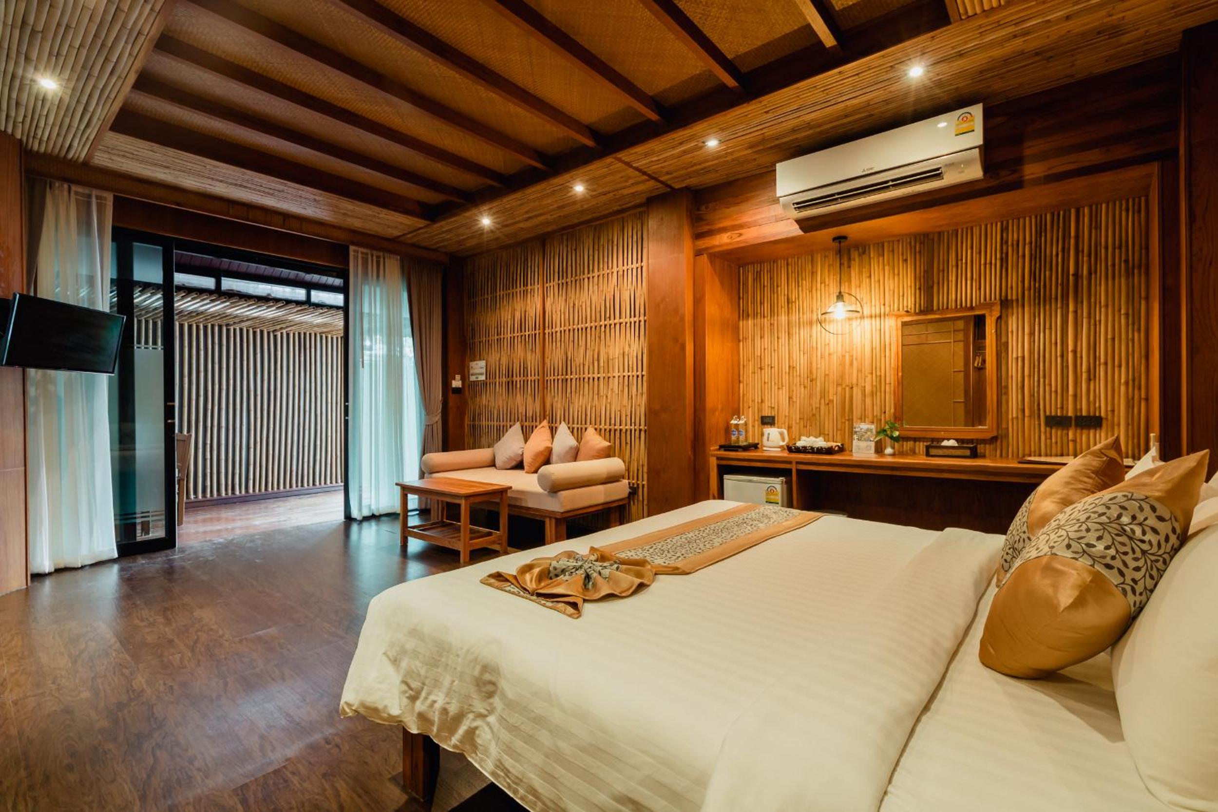 Honeymoon, Suite, Double Bed, Sofa