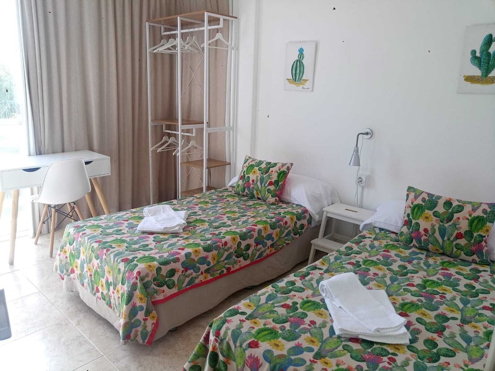 La Moraga De Poniente Malaga Hostel 13/71
